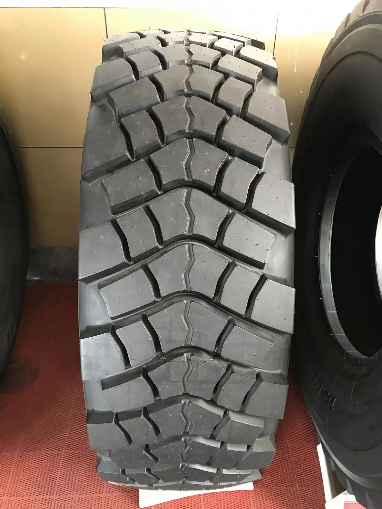 Шина 425/85 R21