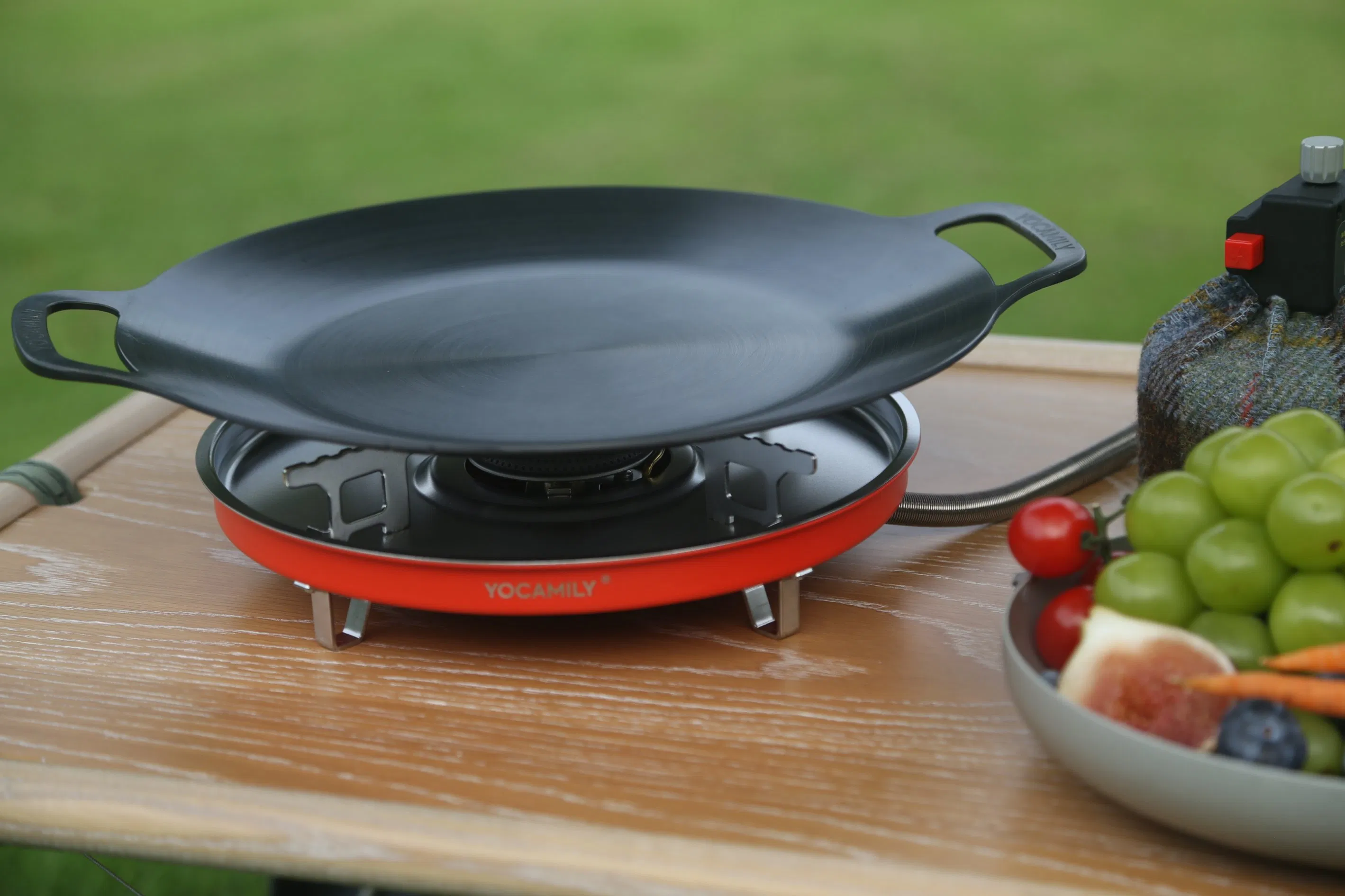 Integrally Forged Frying Pan for Outdoor Use