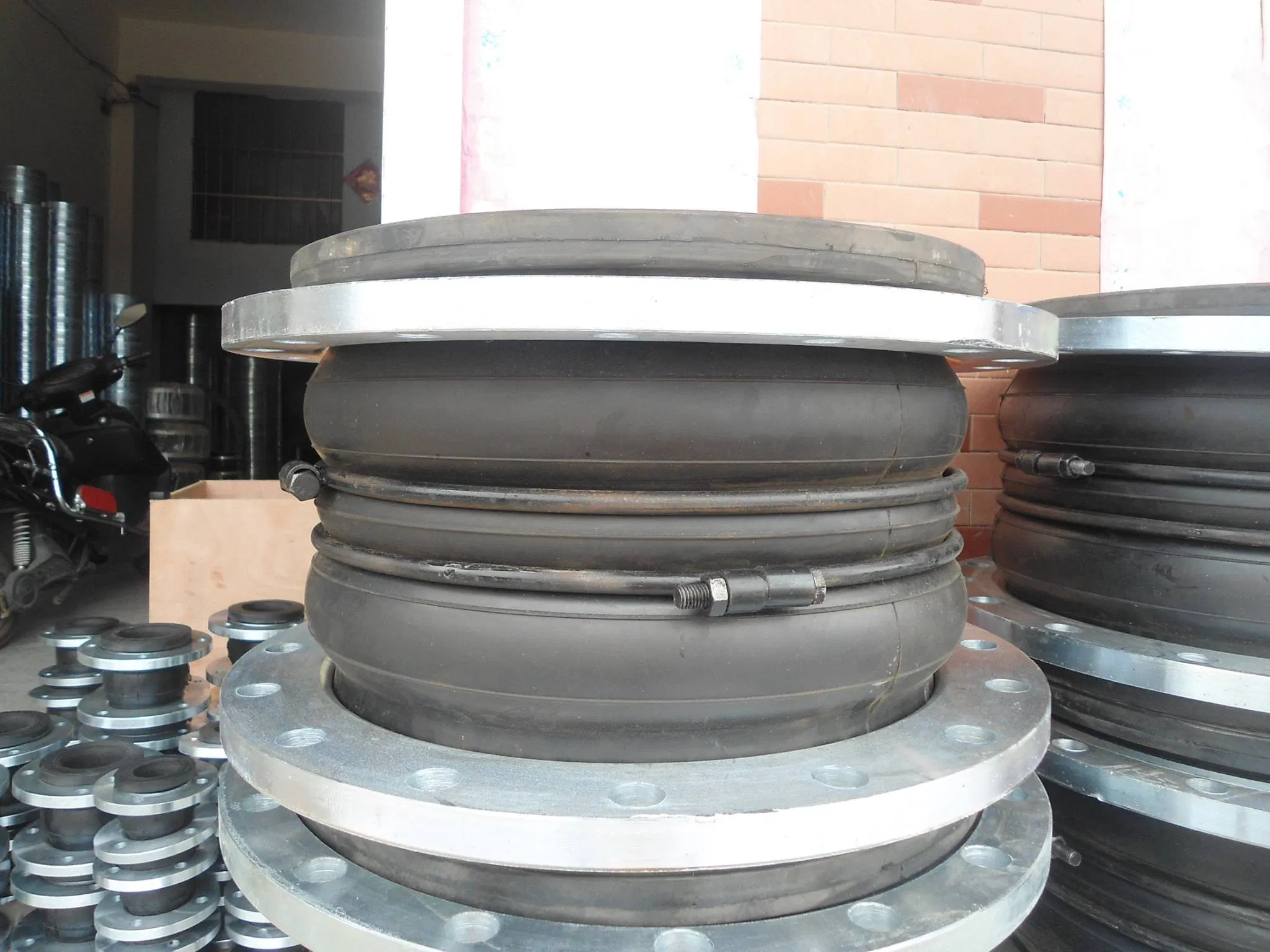 EPDM Flexible Double Sphere Expansion Rubber Joint with Flange