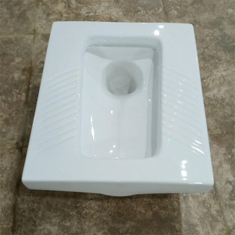 High Quality Ceramic Sanitary Ware Squatting Pan Floor Mounted Factory Wholesale