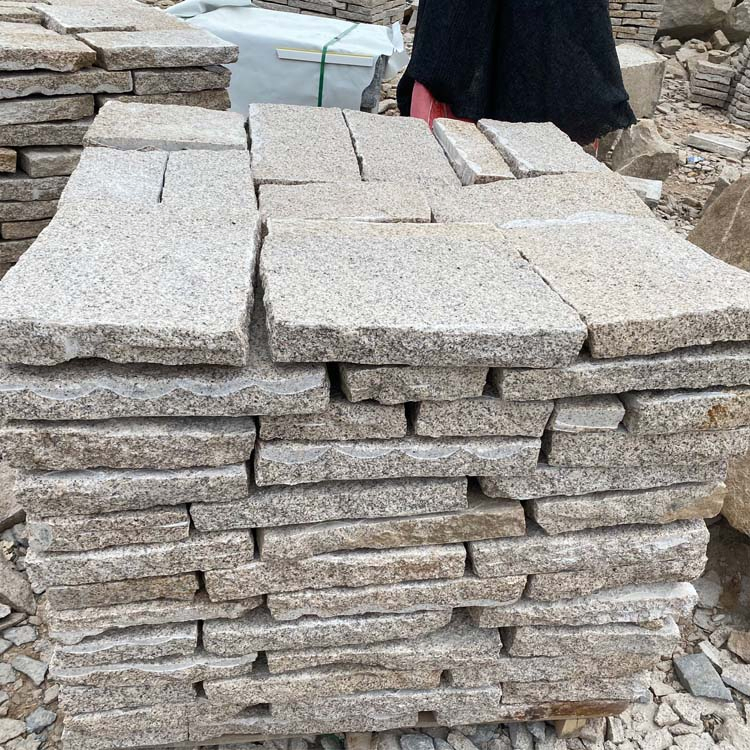 Anti-Slip Flamed Finish Yellow Beige G682 Granite Stone Pavement