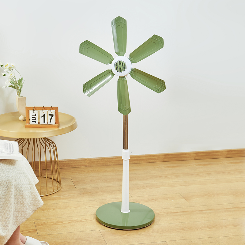 Мини-вентилятор на прищепке с гибким штативом FC03-380A