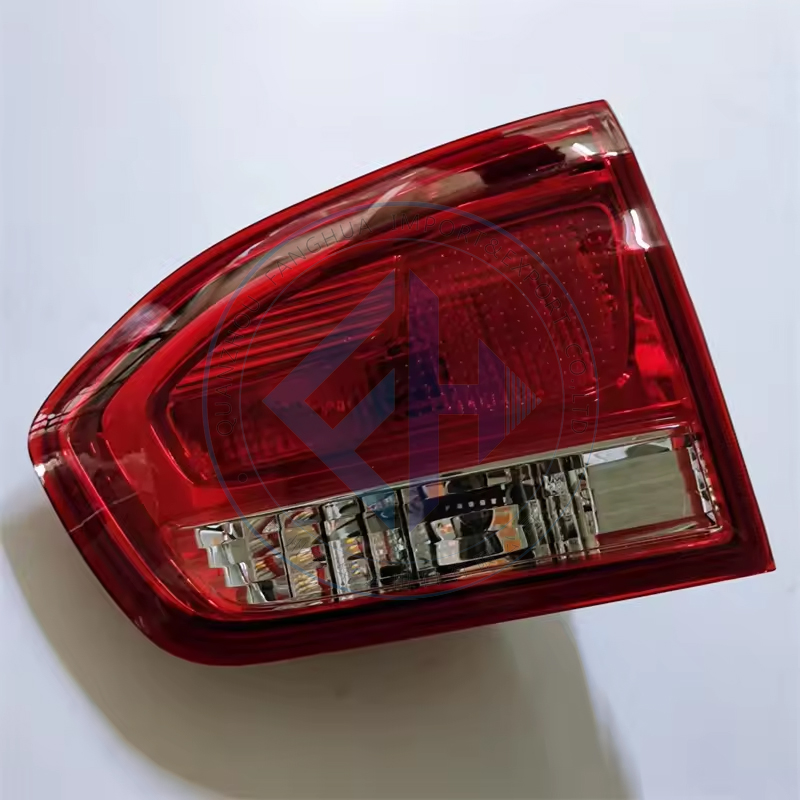 Задний светодиодный фонарь для SAIC Maxus G10, артикул C00017471