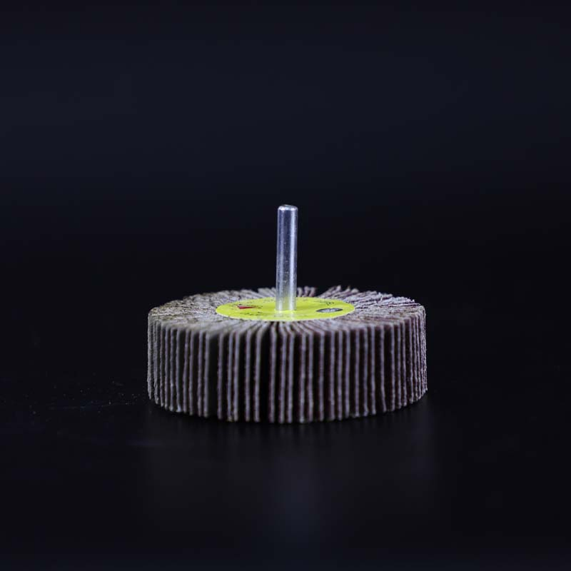 Абразивный лепестковый круг для полировки нержавеющей стали