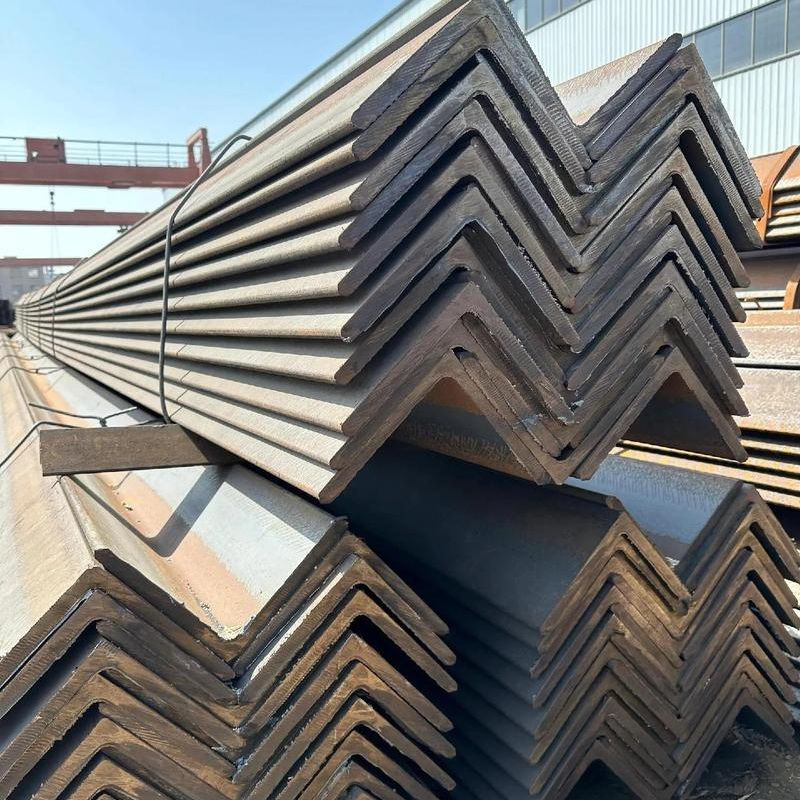 Q235 Q355 Hot Rolled Equal or Unequal Steel Angles for Metal Building Materials