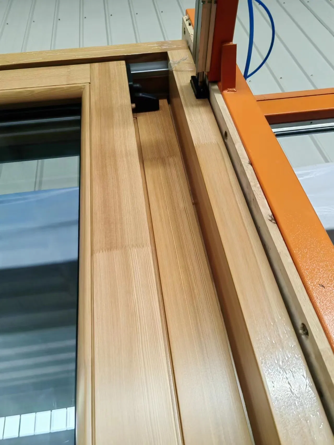 Penjoy Factory Price Flexible Design Aluminum Pine Wood Lift and Sliding Door