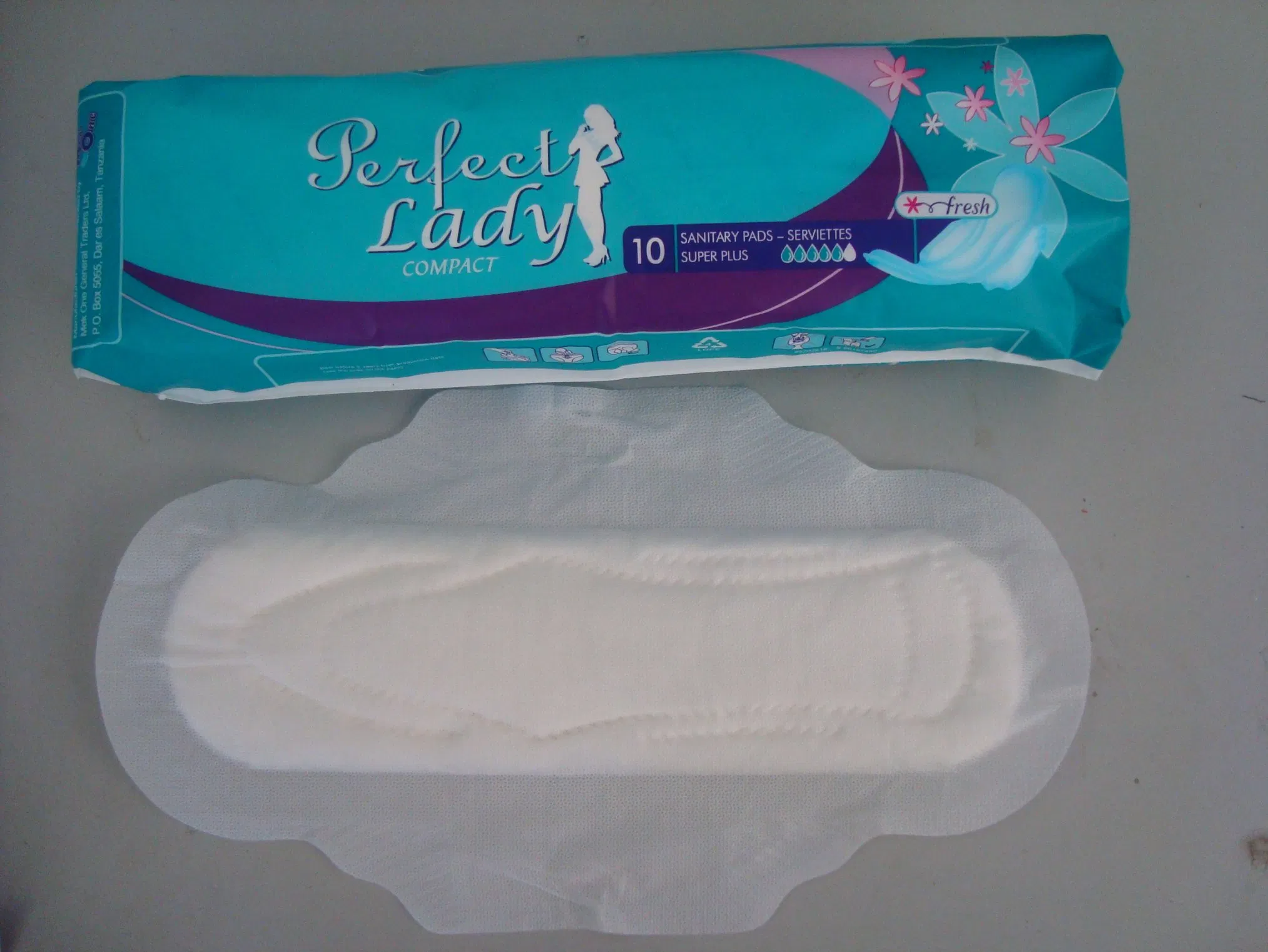 Female Sanitary Pads for Africa Market with Good Price and Good Quality