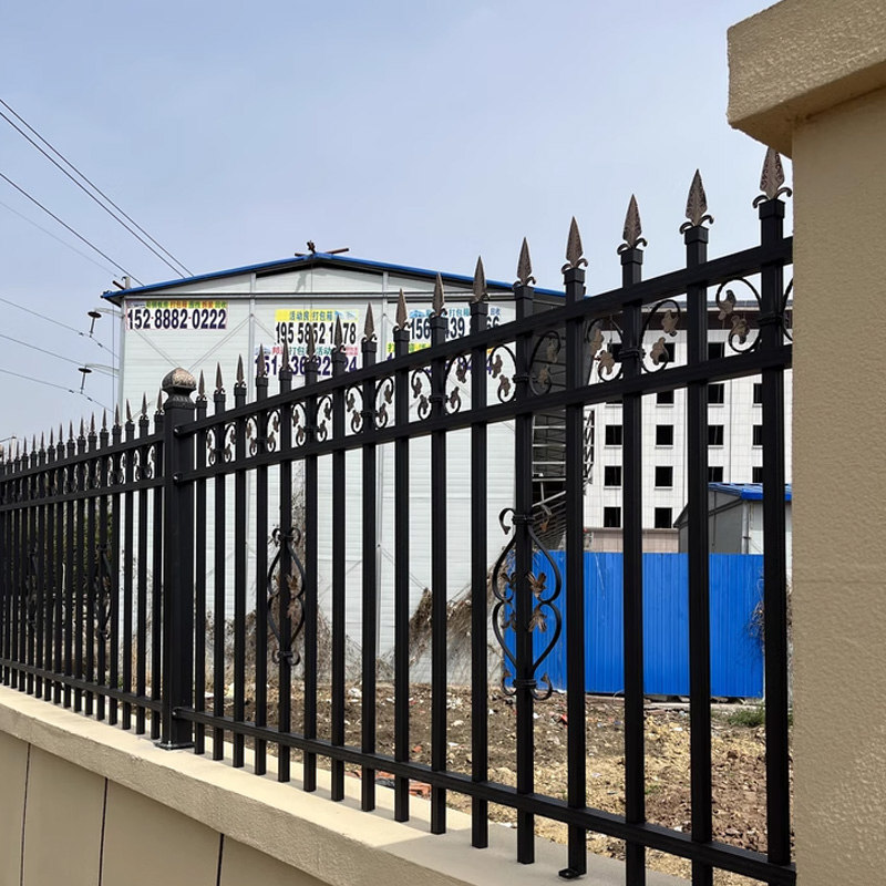 Modern Black Steel Square Tube Garden Fence System for Outdoor Spaces