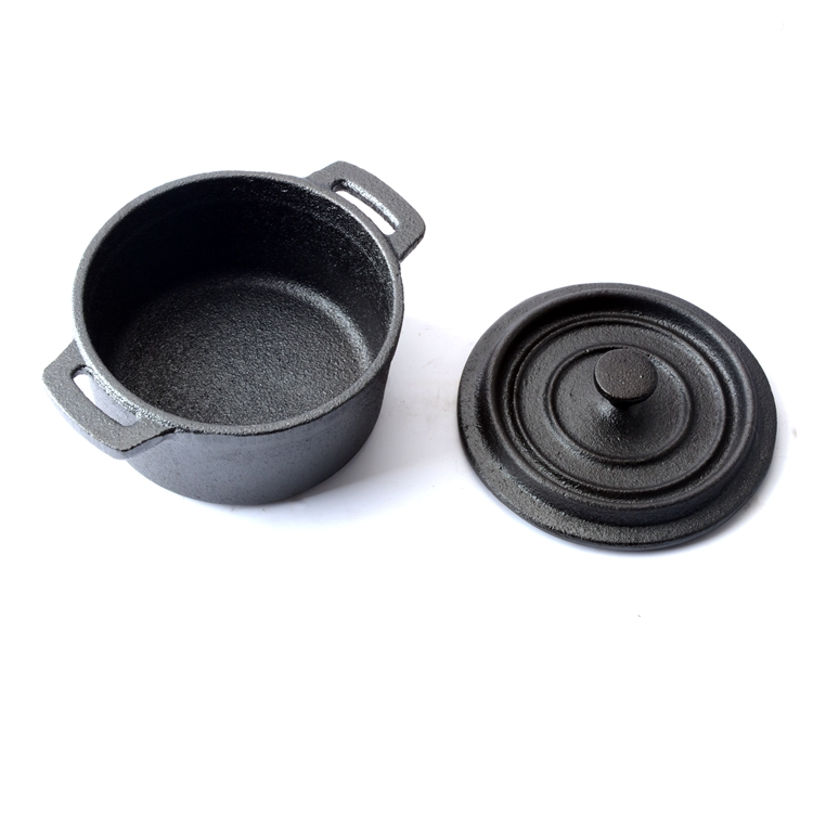 Мини-чугунная жаровня с крышкой, предварительно прокаленная