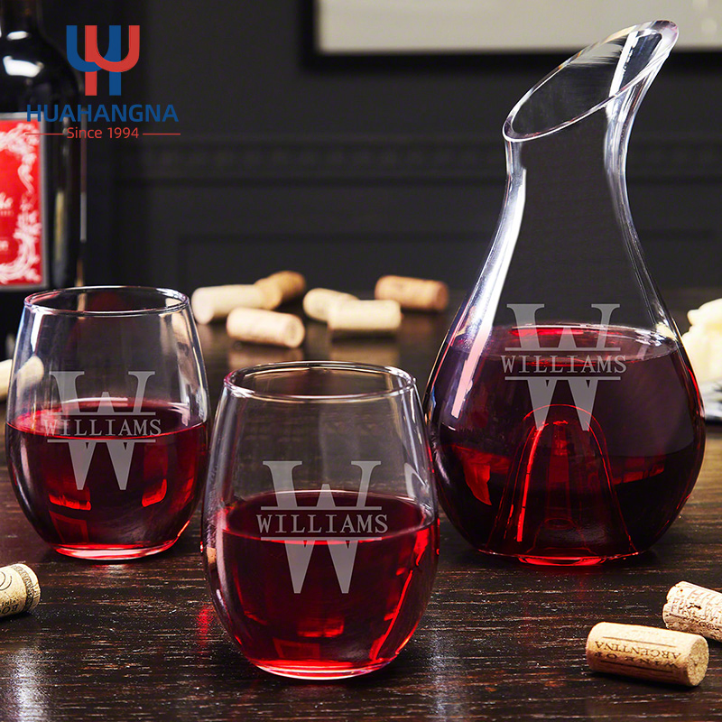 Custom Crystal Wine Decanter Classic Crystal Wine Carafe Hand Blown Clear Glass Wine Decanters