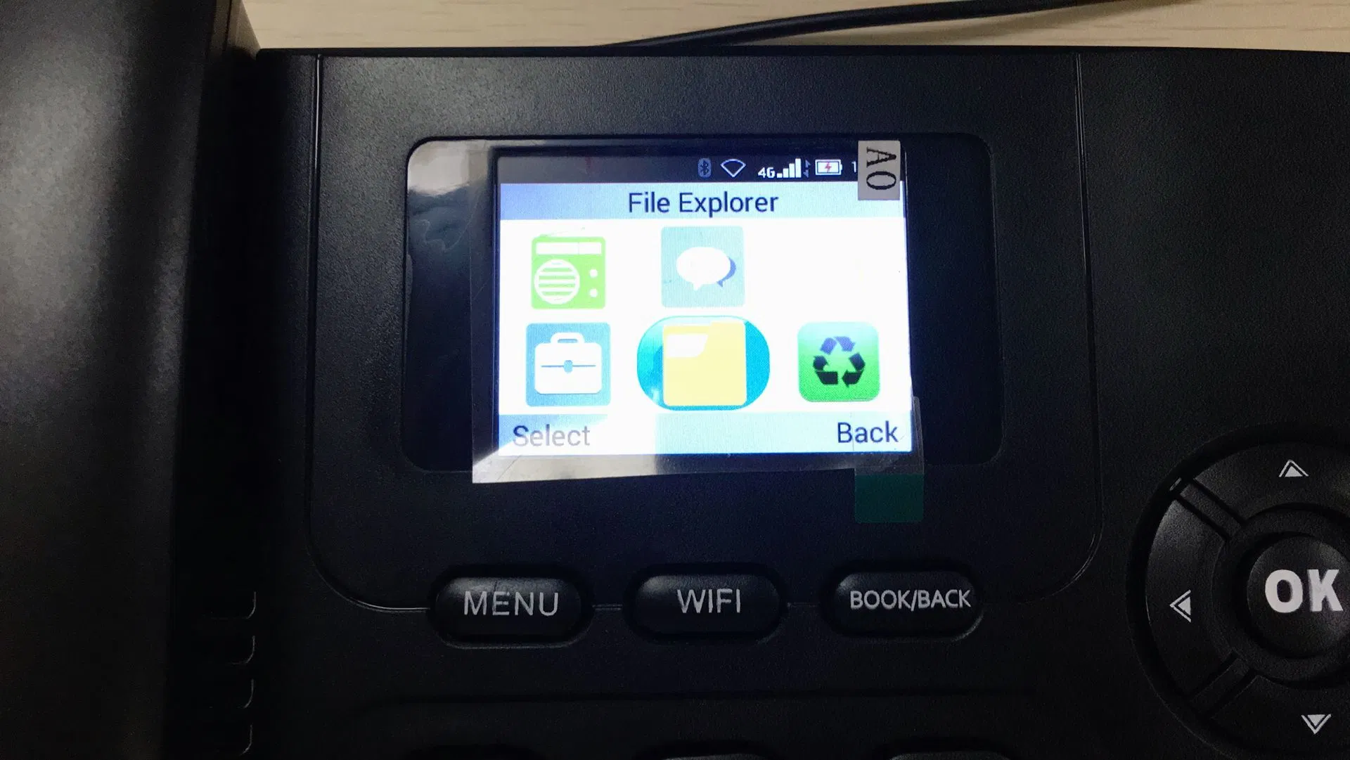 4G Fixed Wireless Phone with Color Display Screen