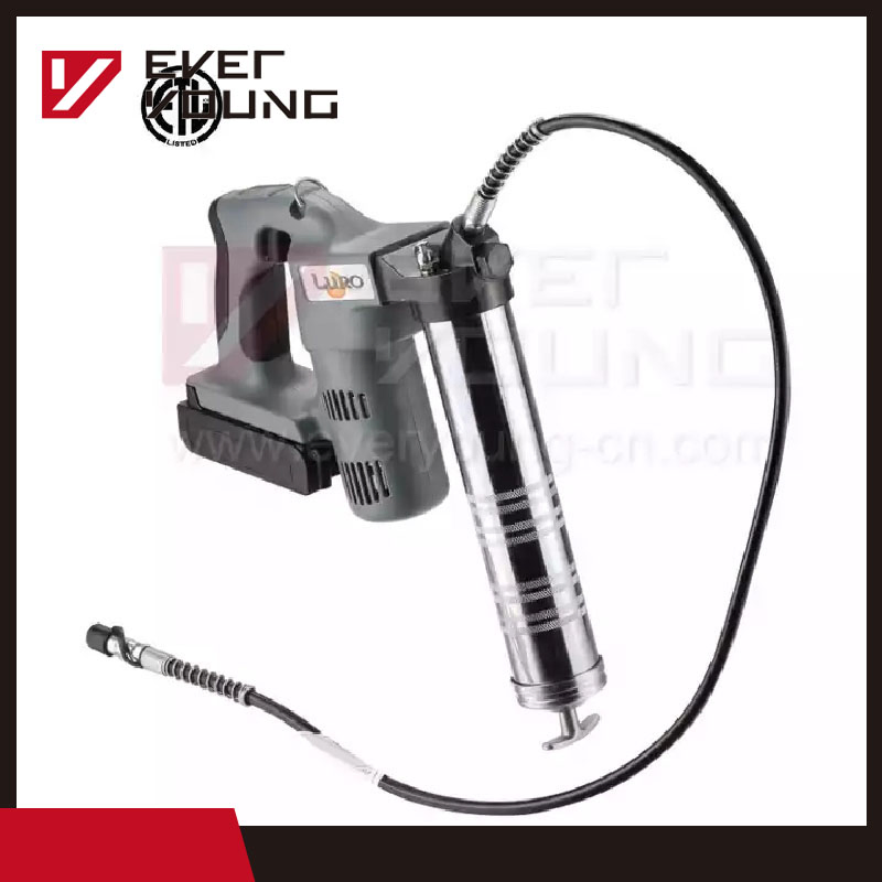 Аккумуляторная маслёнка 18V 1500mAh