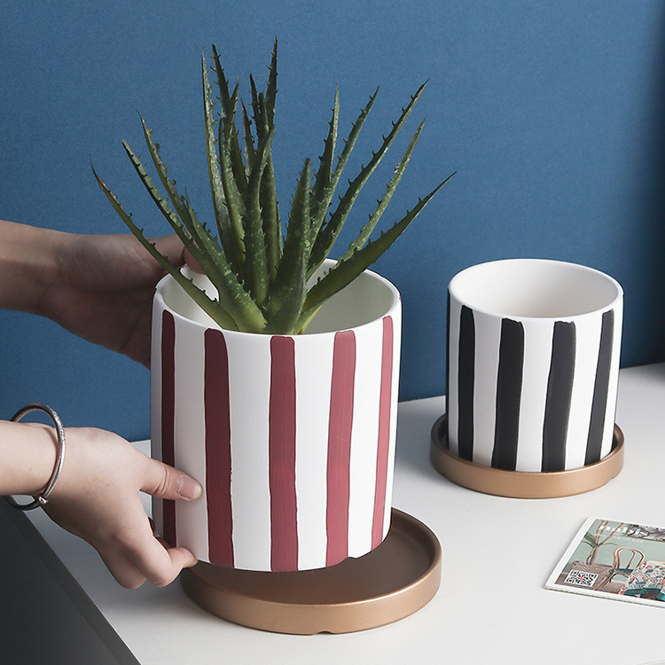 Горшок керамический мини полосатый для суккулентов