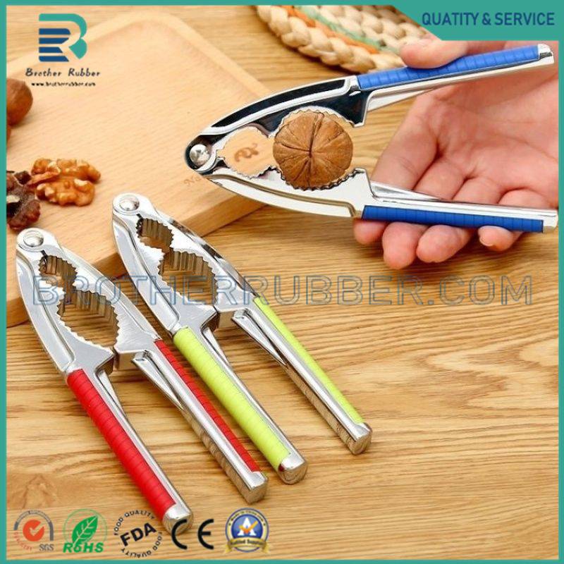 Factory Multifunctional Stainless Steel Cross Nuts Walnut Chestnut Opener Clip