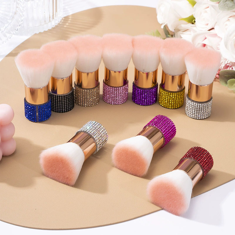 Diamond Studded High End Multi Functional Single Powder Brush