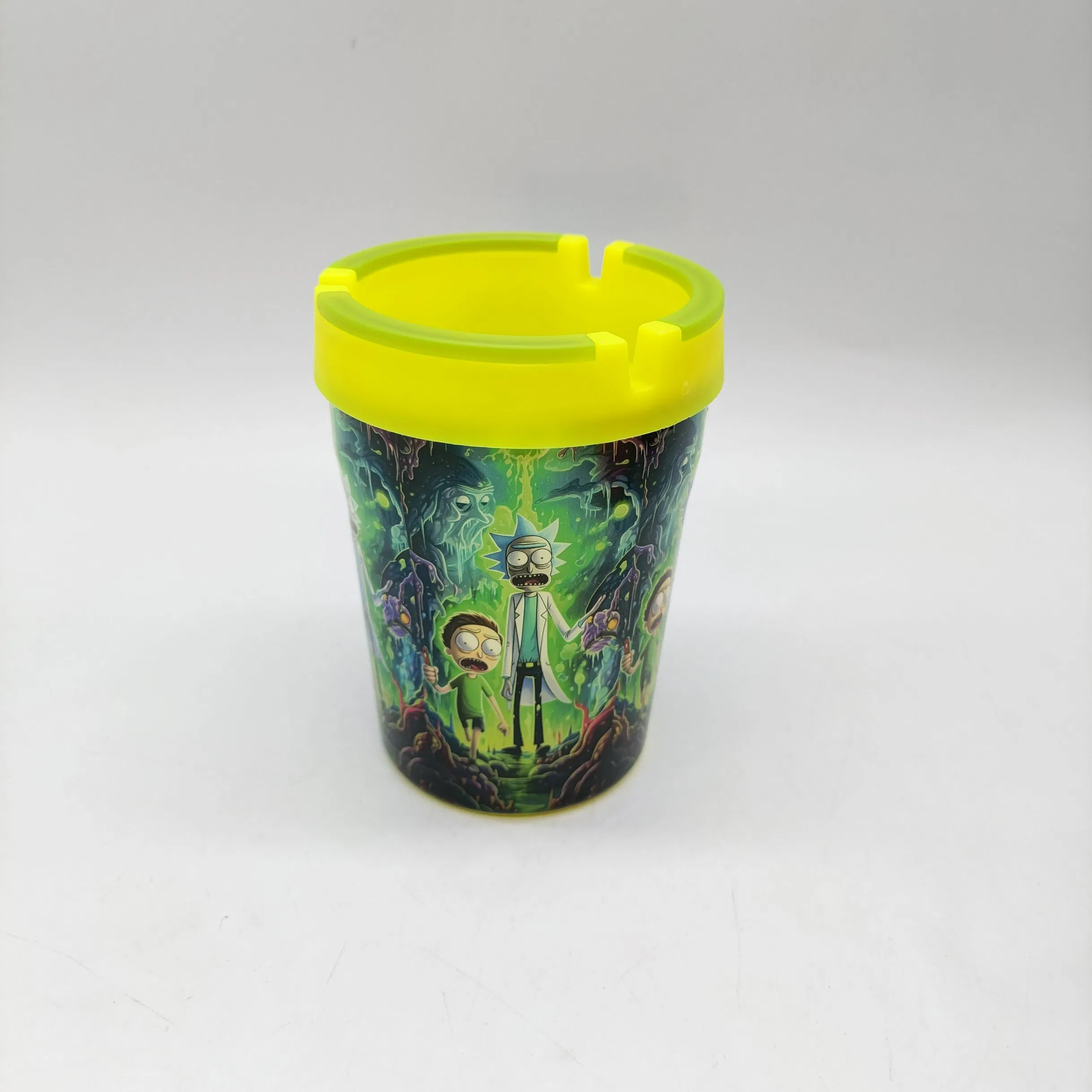 Good Quality Portable Car Ashtray Can Butt Bucket Self-Extinguishing Silicone Car Ashtray Smoking Products