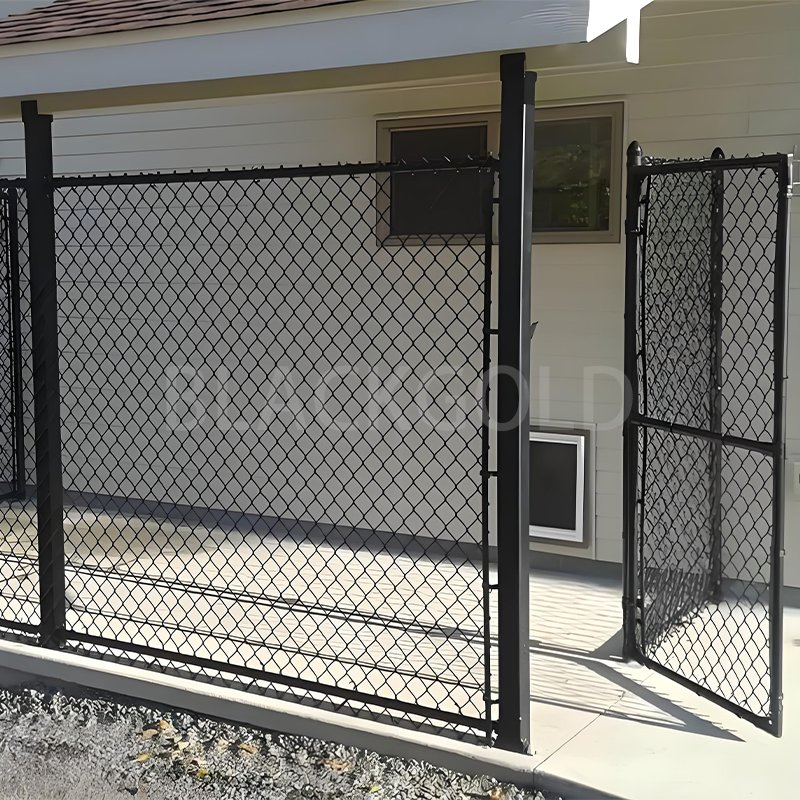 High Thicknessgalvanized PVC Coated Wire Mesh Diamond Hole Cyclone Fencing Chain Link Fence with CE ISO Certification for Park Courtyard Stadium