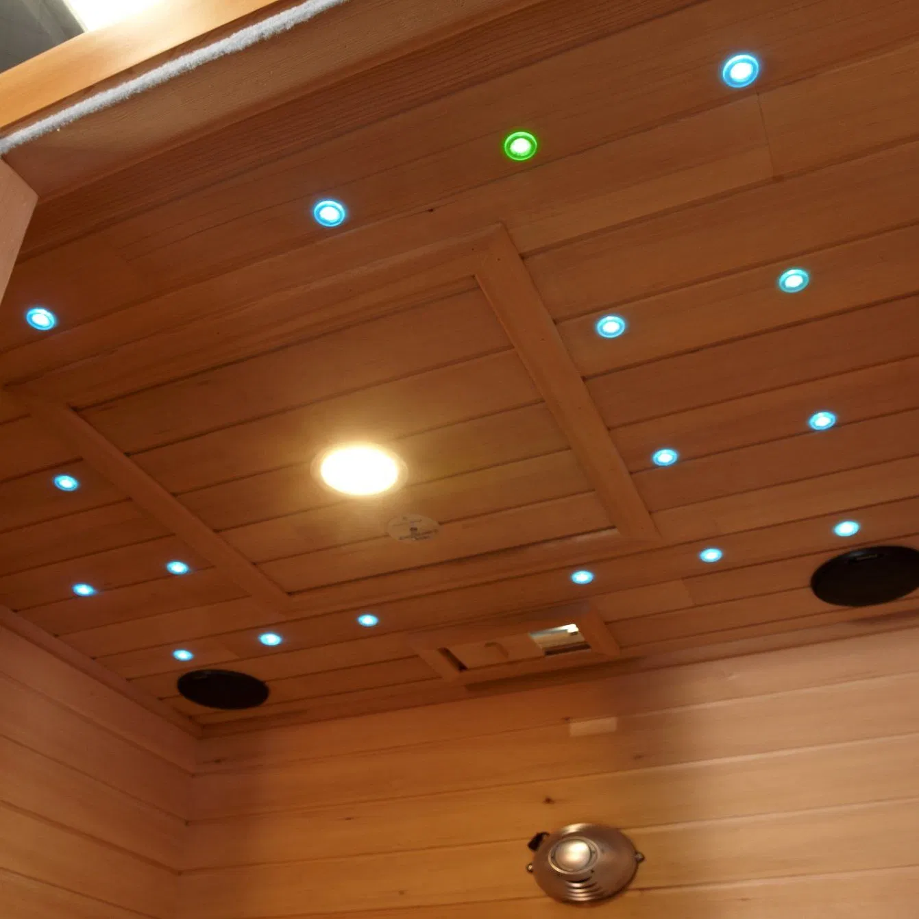 Инфракрасная сауна из хемлока на 2 человек