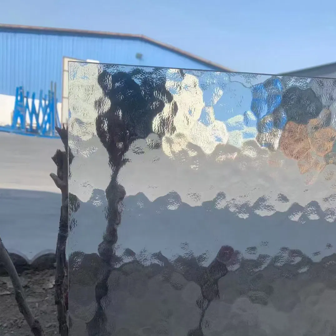 Hot Ultra White 3-19mm Embossed Glass Water Ripple Patterned Glass for Decorative Partition