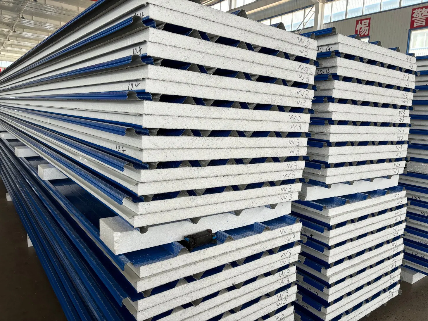 Rock Wool Sandwich Board Foam Polyphenyl Board Color Steel EPS Sandwich Panel