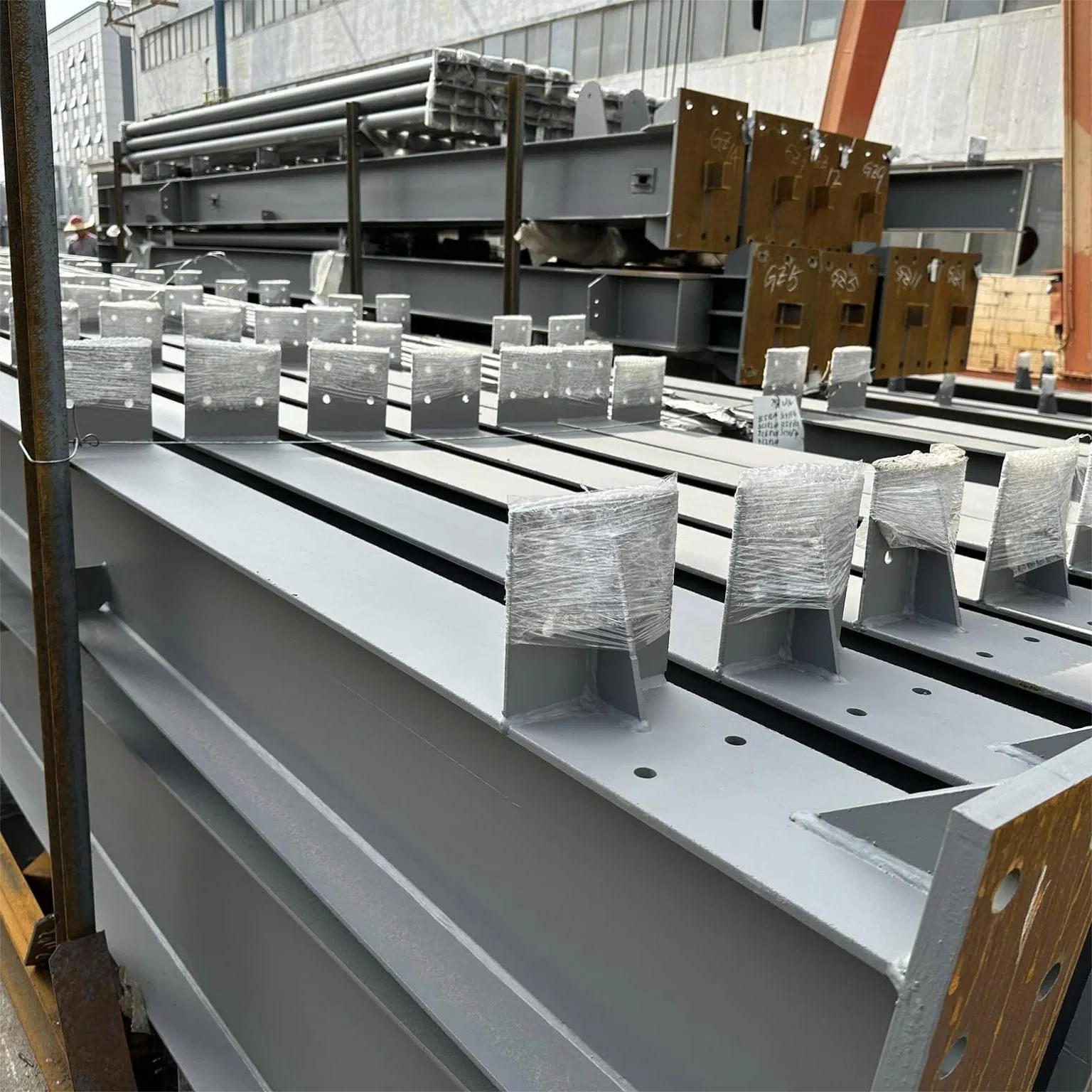 Modern Stable Long Span Industrial Steel Structure Large Warehouse with Insulation