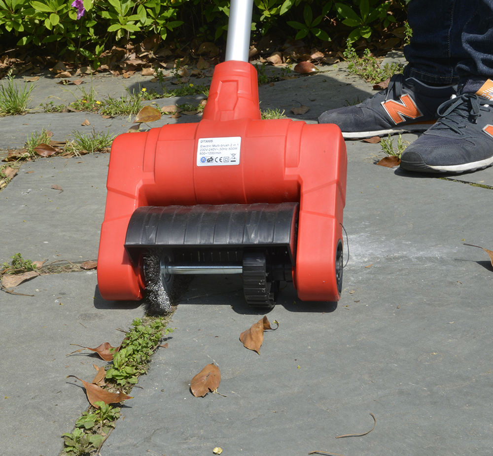Portable Corded Weeder Roller for DIY Patio Maintenance