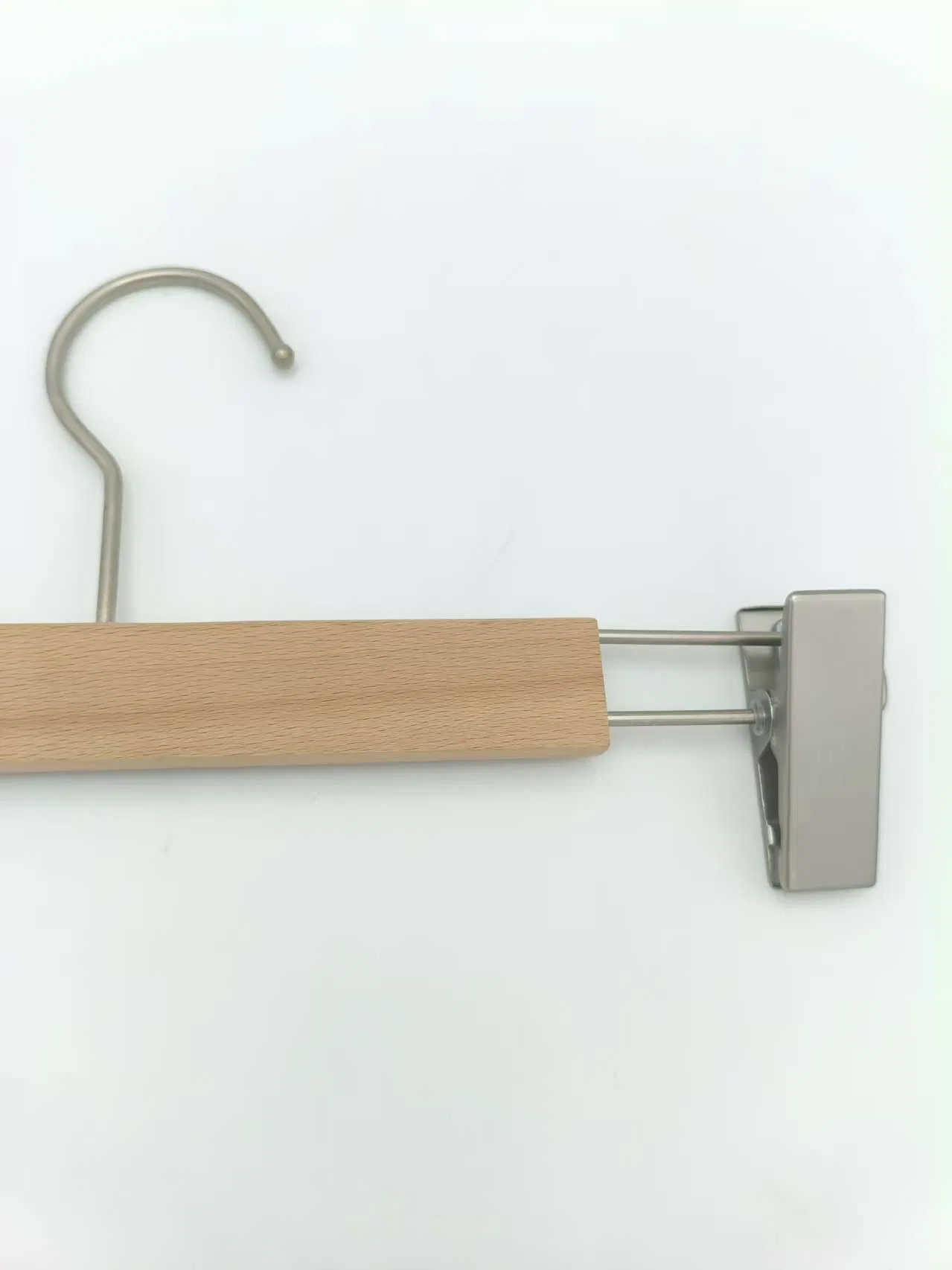 Smooth Branding Beech Wooden Straight Skirts Trousers Pants Nickeled Seamless Clips Hanger