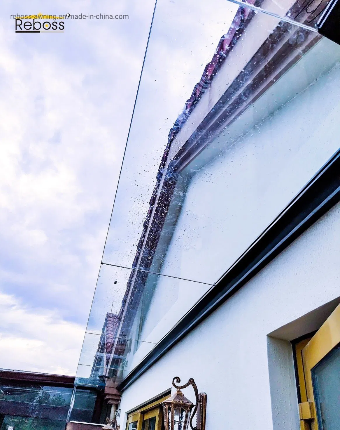 Glass Fence for Garden Protection