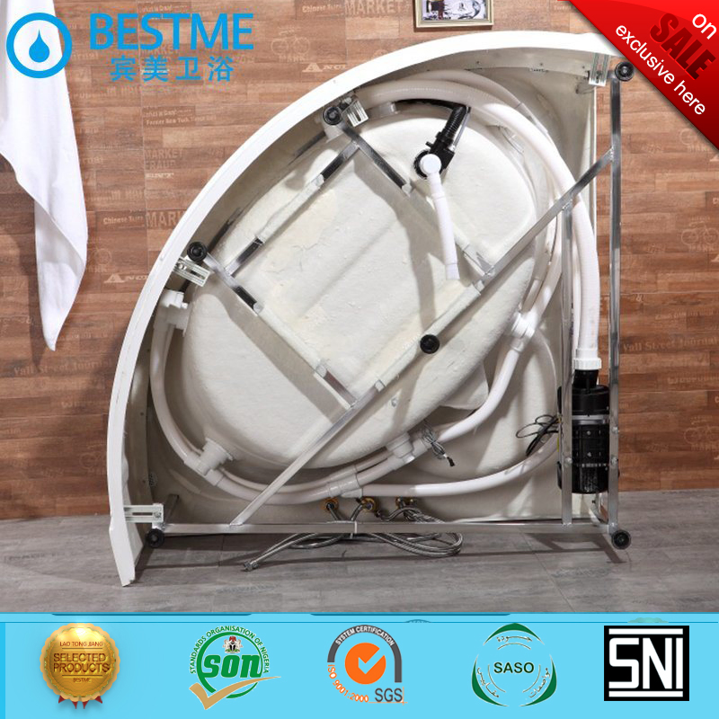 Угловая гидромассажная ванна BESTME с воздушными пузырьками