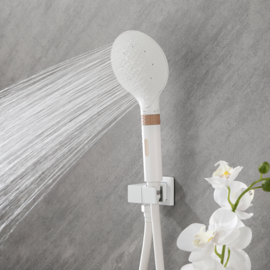 Colourful New Arrival Good Quality Skin Beauty High Pressure Handheld Shower Head