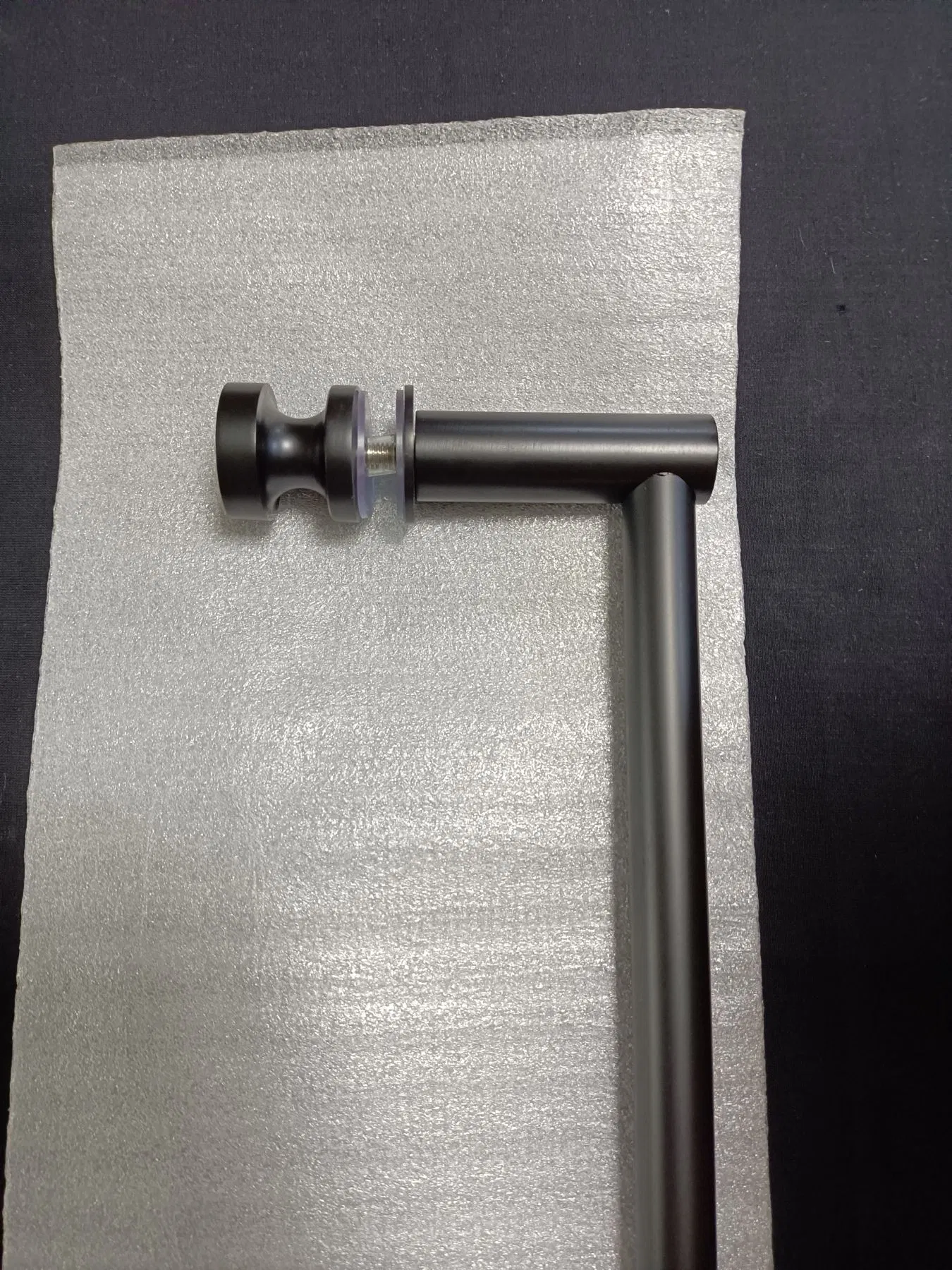 Black Hot Selling Minimalist Stainless Steel Rod for Home Bathroom