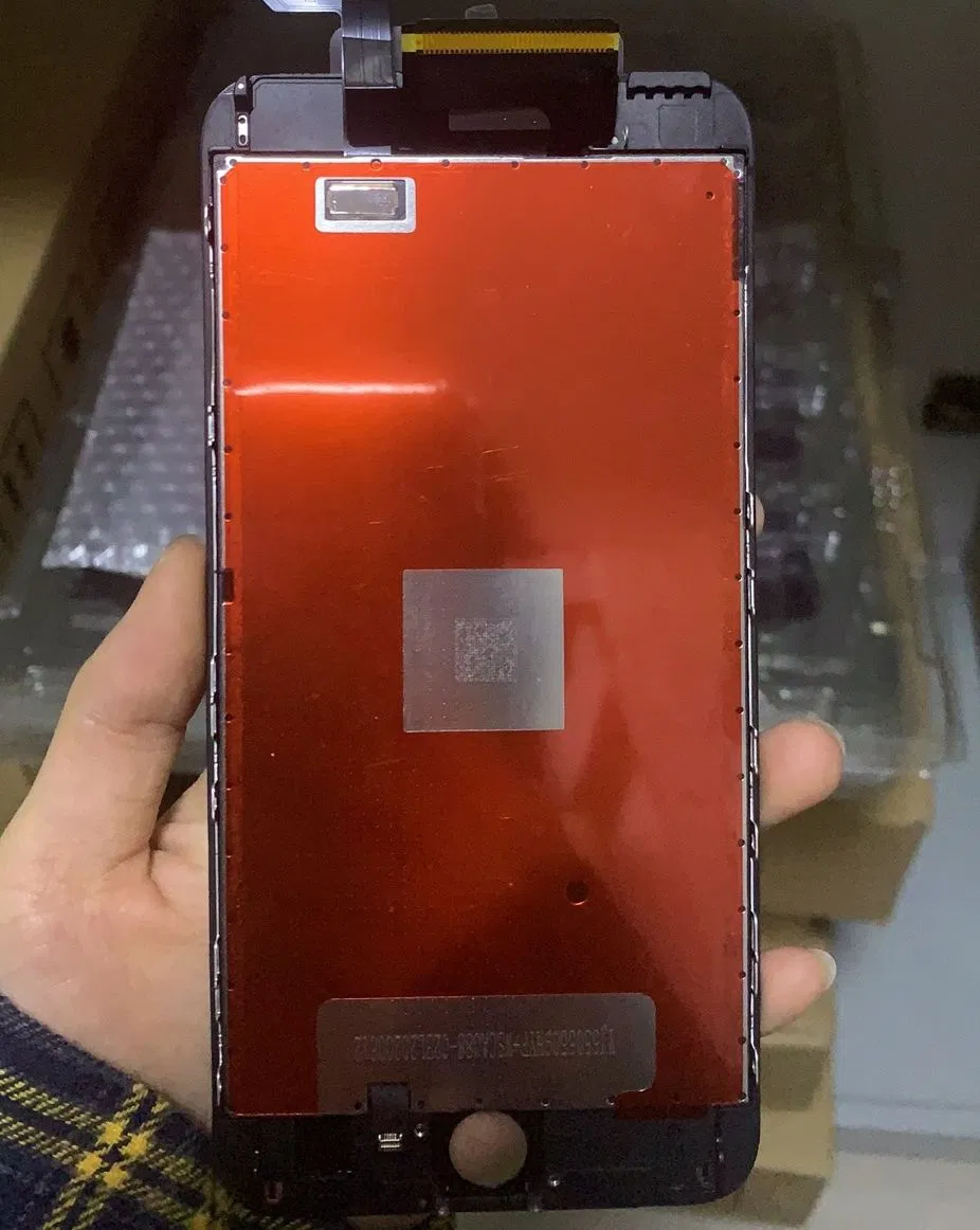 Дисплей для iPhone 6-12 Pro: LCD с тачскрином
