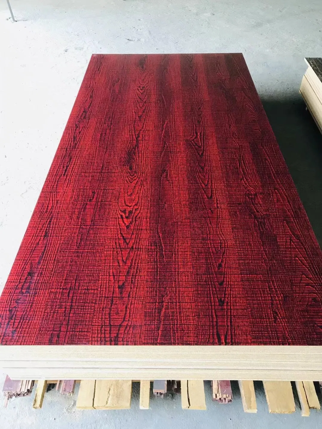 1-30mm Furniture Grade Waterproof Green Plain/Melamine Laminated MDF Board