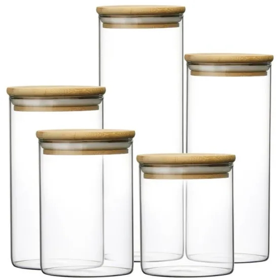 Стеклянная банка для специй с бамбуковой крышкой