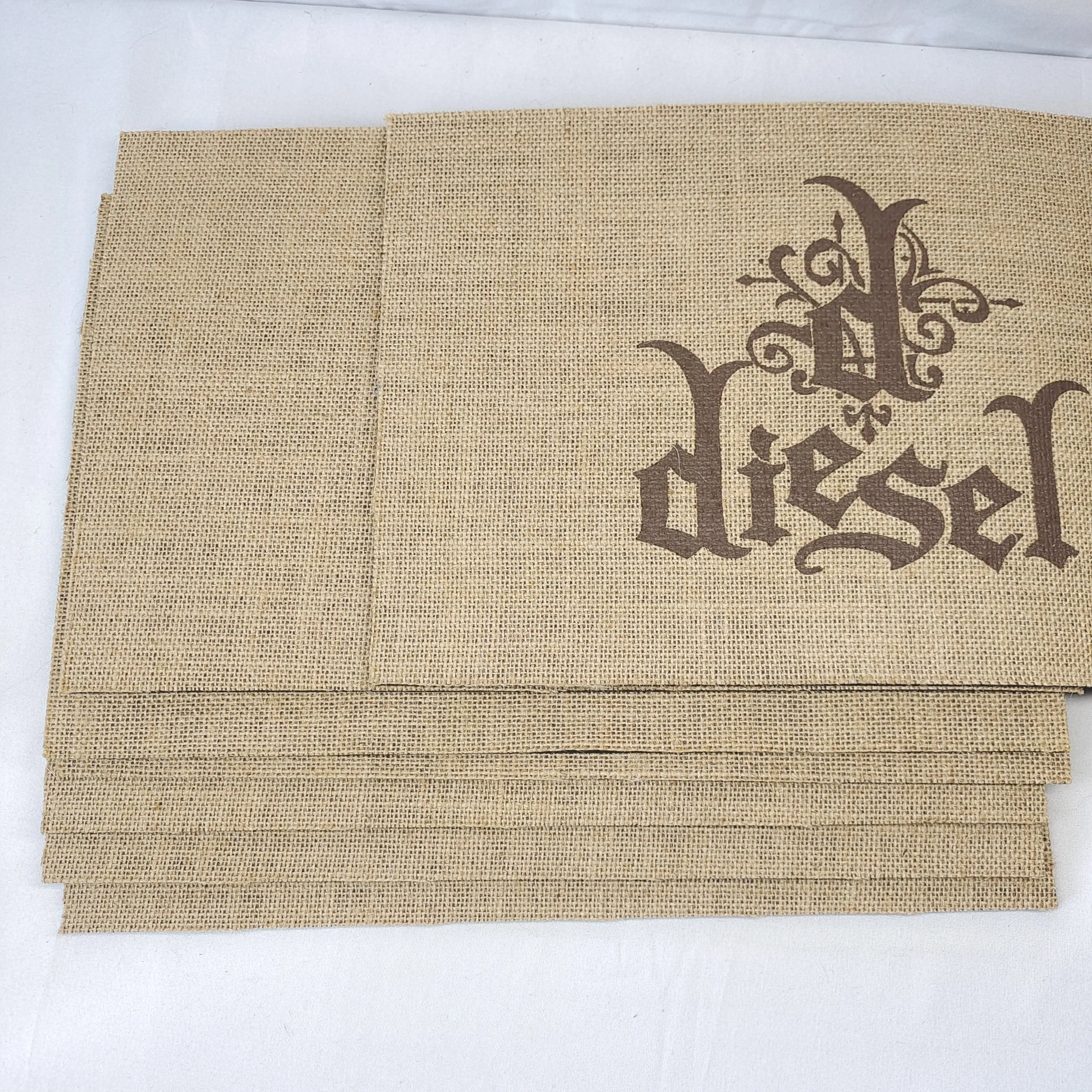 Wholesale Rectangle Waterproof Rubber Jute Placemats Classic Style Reusable Burlap Design Ready to Ship