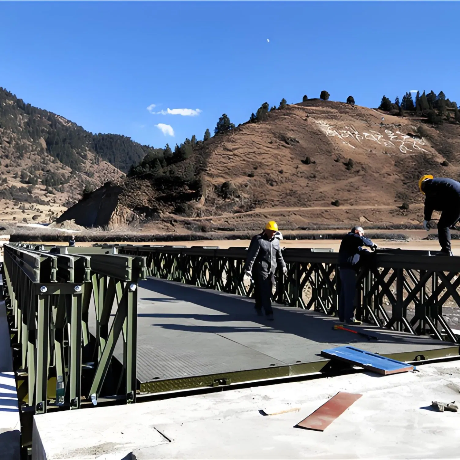 Standard 321 Type Prefabricated Steel Truss Bridge with High Load Capacity