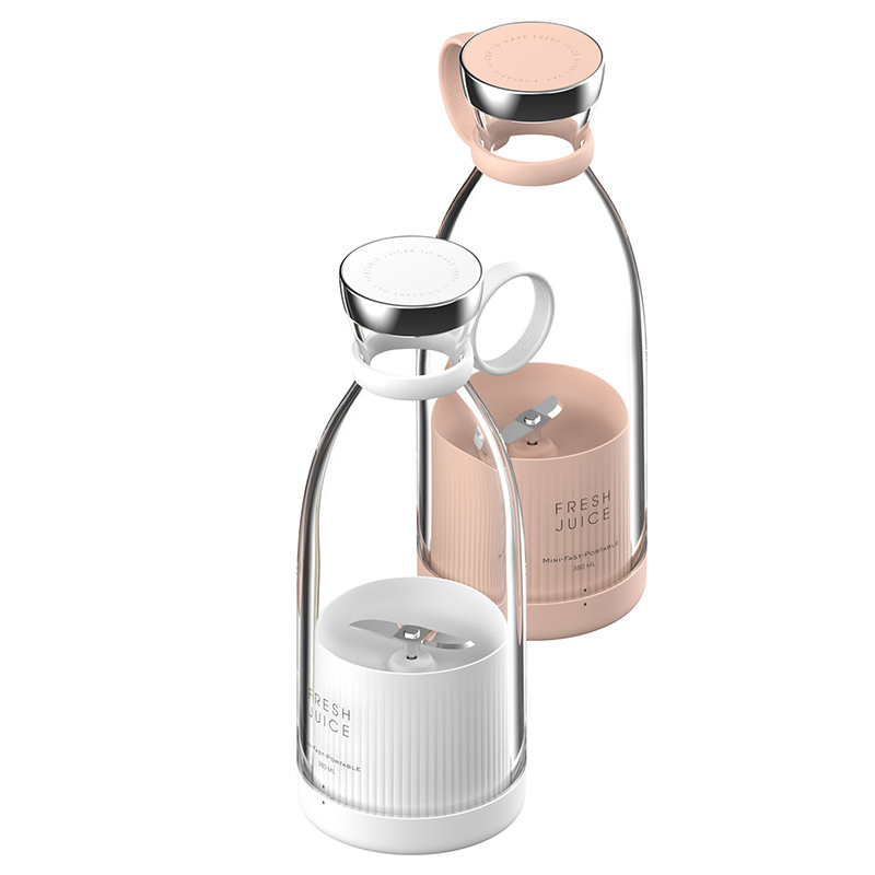 Hot Selling Mini Portable Wireless Rechargeable Electric Fruit Mixing Cup Juicer for Gift
