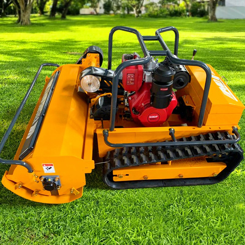 Робот-газонокосилка NUOMAN с резиновыми гусеницами