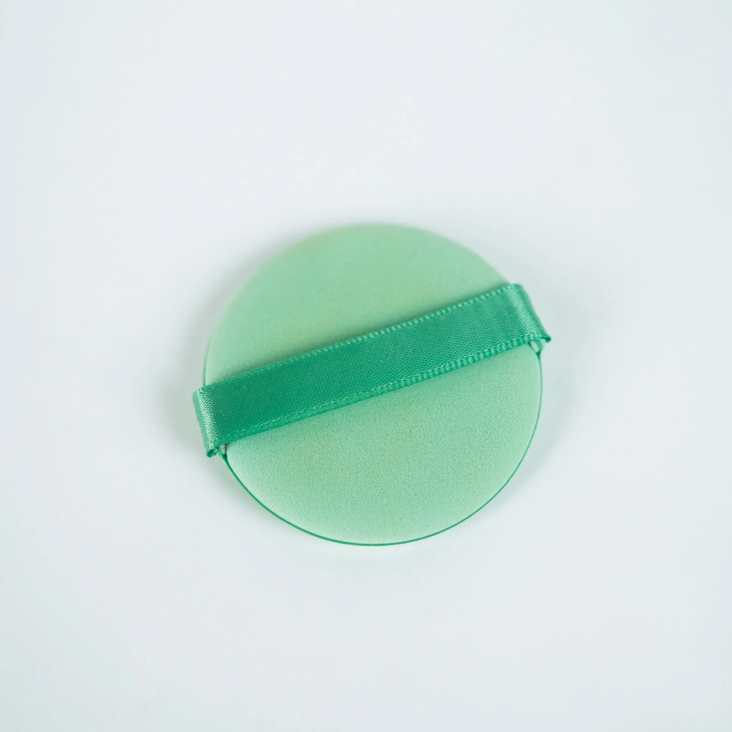 New Design Wholesale Green Powder Beauty Sponge Cosmetic Puff Beauty Blender for Make up Blender Tools