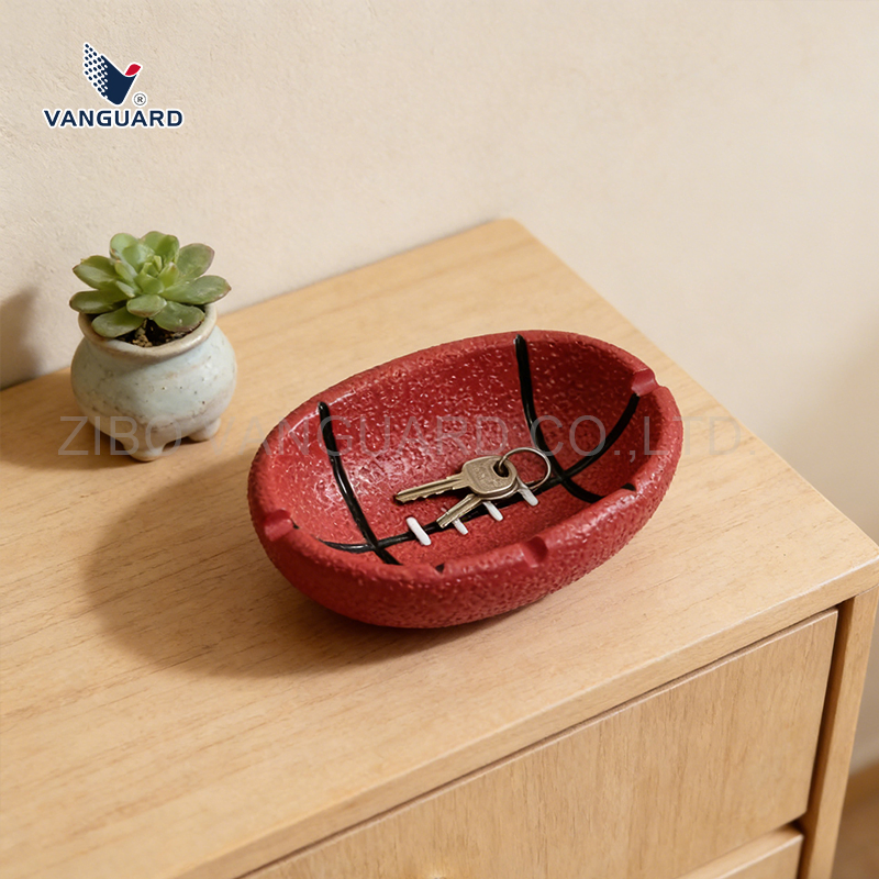 Football Figurine Polyresin Handicraft Ornament Custom Resin Ashtray for Home Decoration