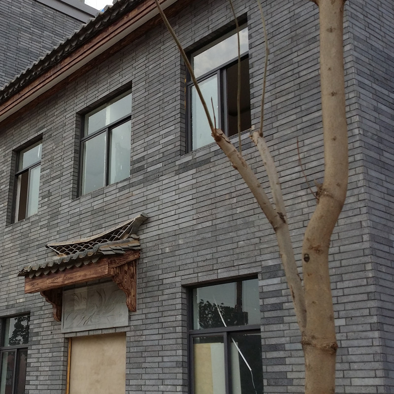 Chinese Sawn Cut Basalt Lava Stone for Wall Cladding and Paving