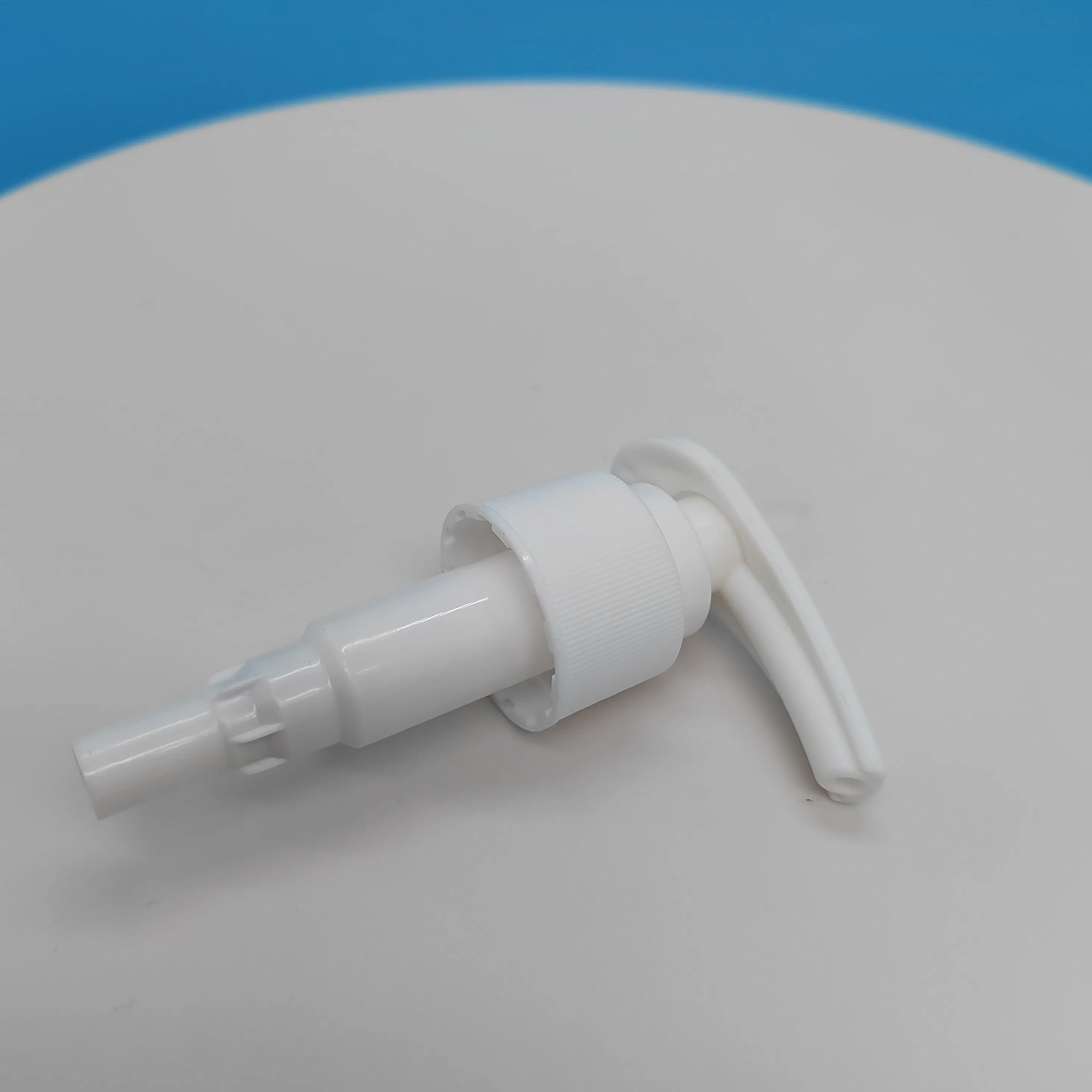 24/410 2cc Shampoo Shower Hand Washing Liquid Plastic Hand Press Lotion Pump