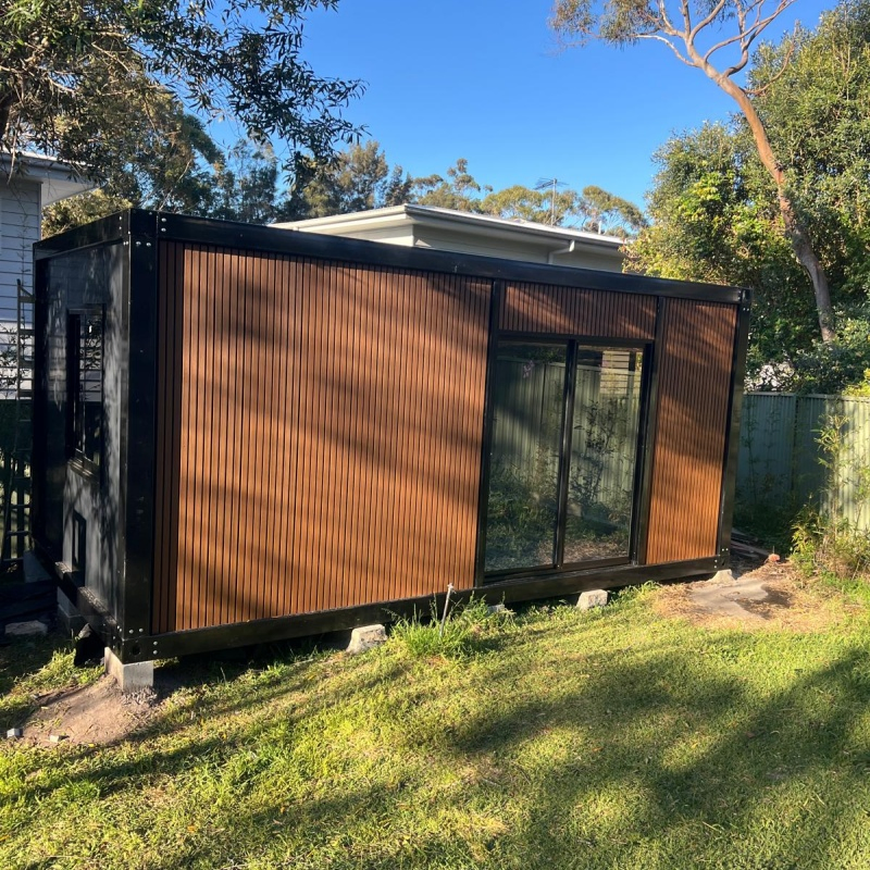 Expandable Modular Capsule House Modular Homes Prefab Villa House CE Certified Thermal Insulation Wind Resistance for UK Looking for Distributors