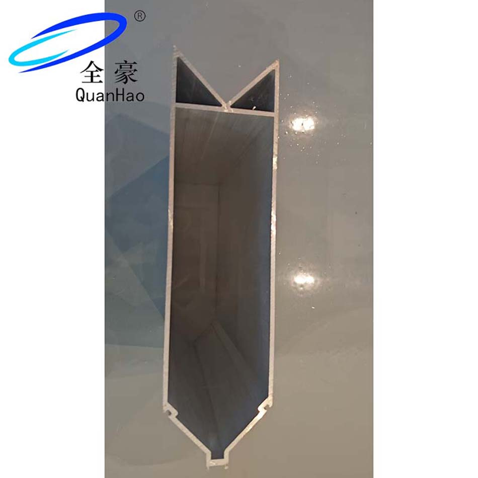 Алюминиевые профили для электромобилей, серебристые