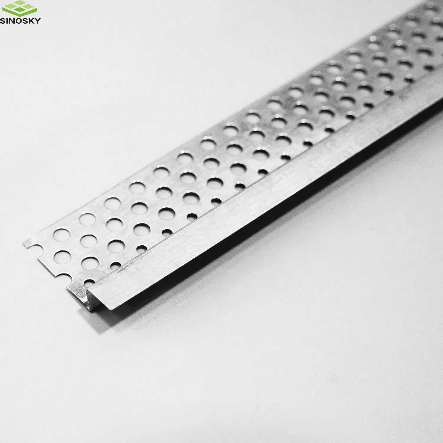 Light Grid Frame Steel Structure Construction Light Truck Tire Building Exhibition Hall