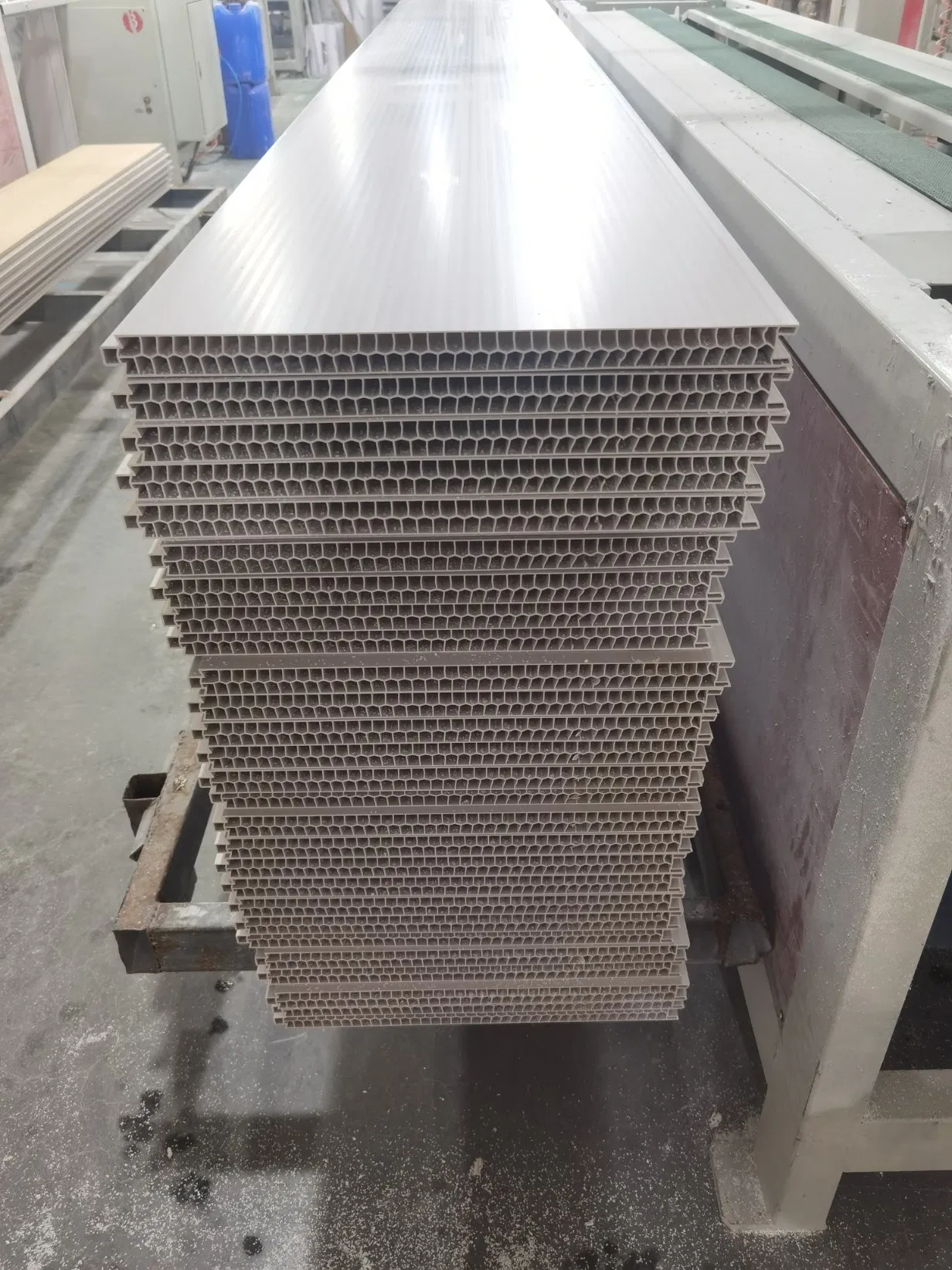 All-in-One PVC Partition Wall Eco-Friendly Waterproof Fire-Resistant Termite-Proof Easy to Set up