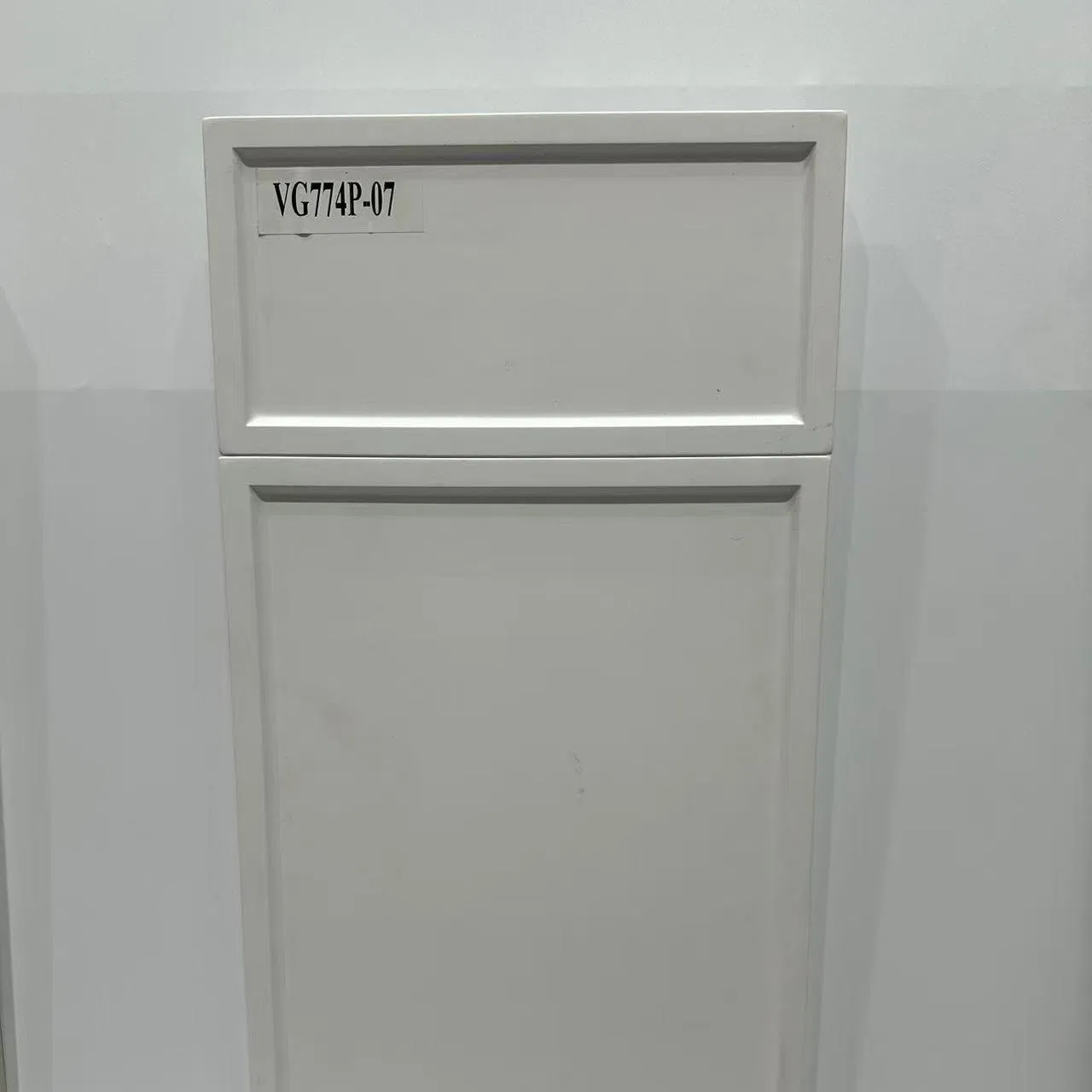 Customized Luxury Kitchen Cabinet, Global Delivery From Asia Factories