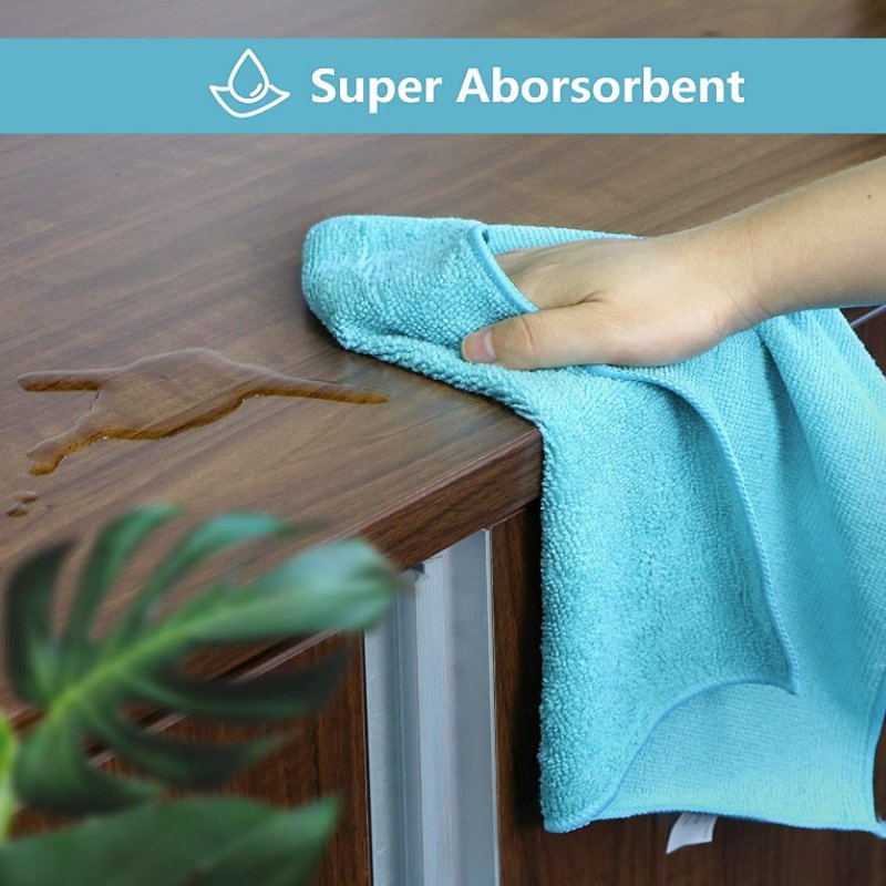 Ultra-Soft Microfiber Towel for Gentle Car Detailing Experience