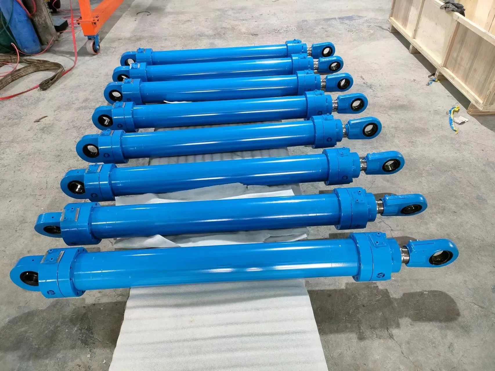 Гидроцилиндр CD Series для металлургии и горной техники