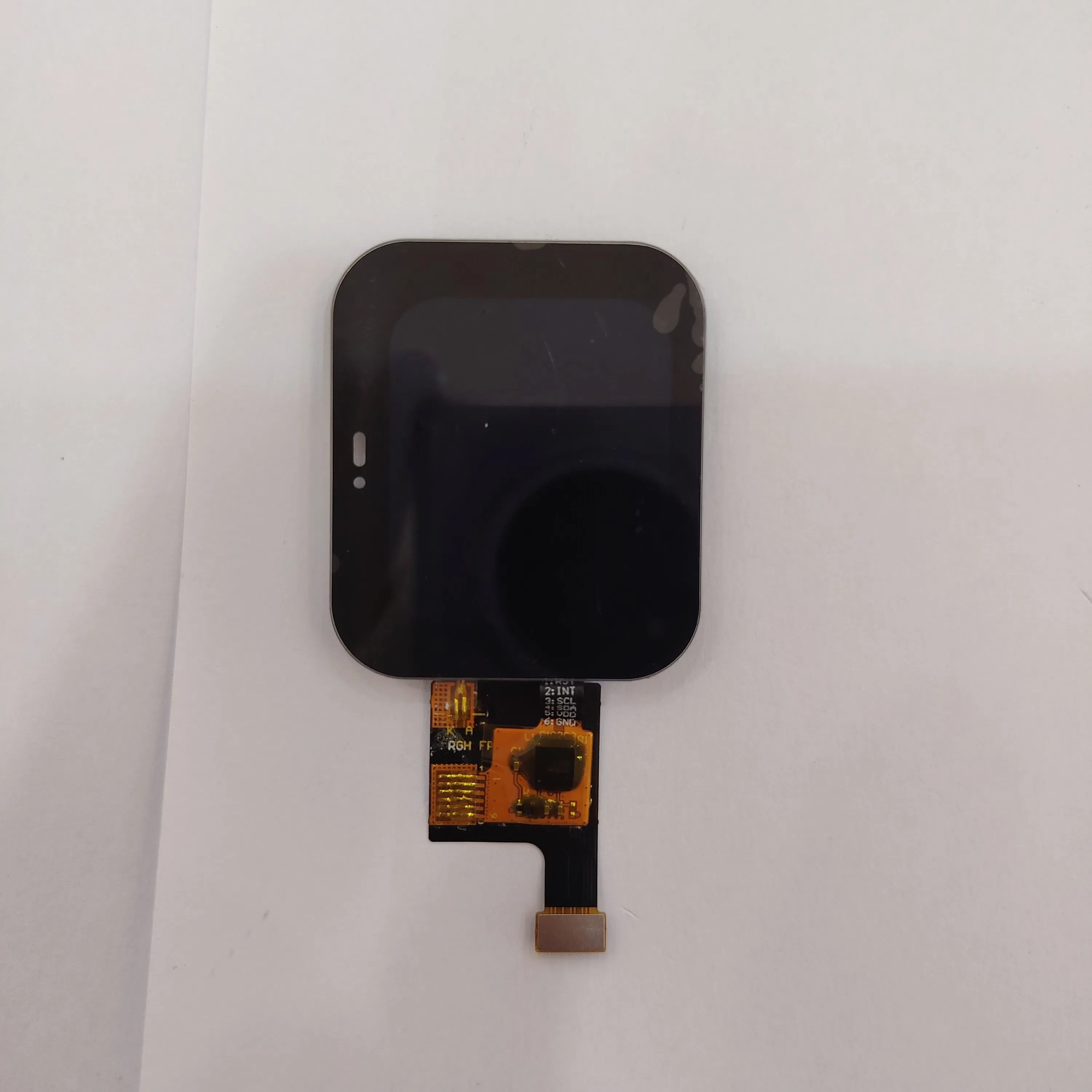 1.69-Inch High-Contrast IPS Color Panel with LCD Display